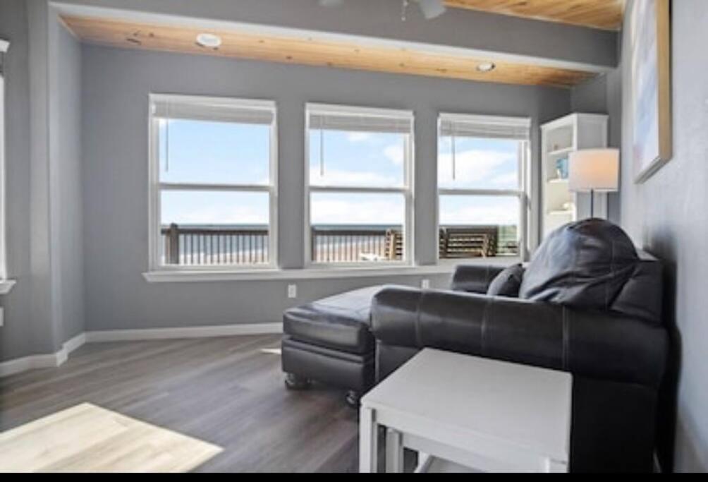 Stunning Beachfront 3 Bedroom Home, Coralmoonbeach Bolivar Peninsula Eksteriør billede